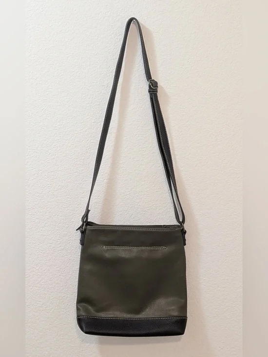 Chala olive green Fox messenger crossbody bag vegan leather. EUC - Picture 3 of 6